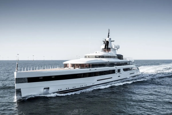 Lady S Feadship